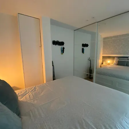Hill4 Apartment *