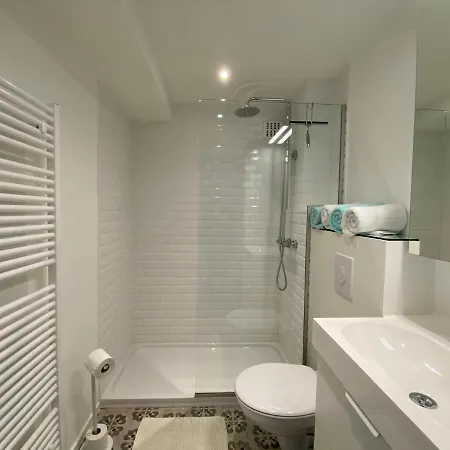 Hill4 Apartament *